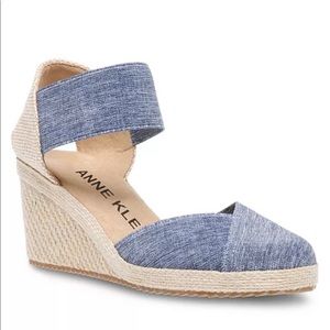 Anne Klein, Espadrille Wedge Sandals, size 10